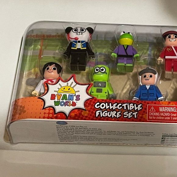 Ryan's World collectible figure set - Picture 1 of 2
